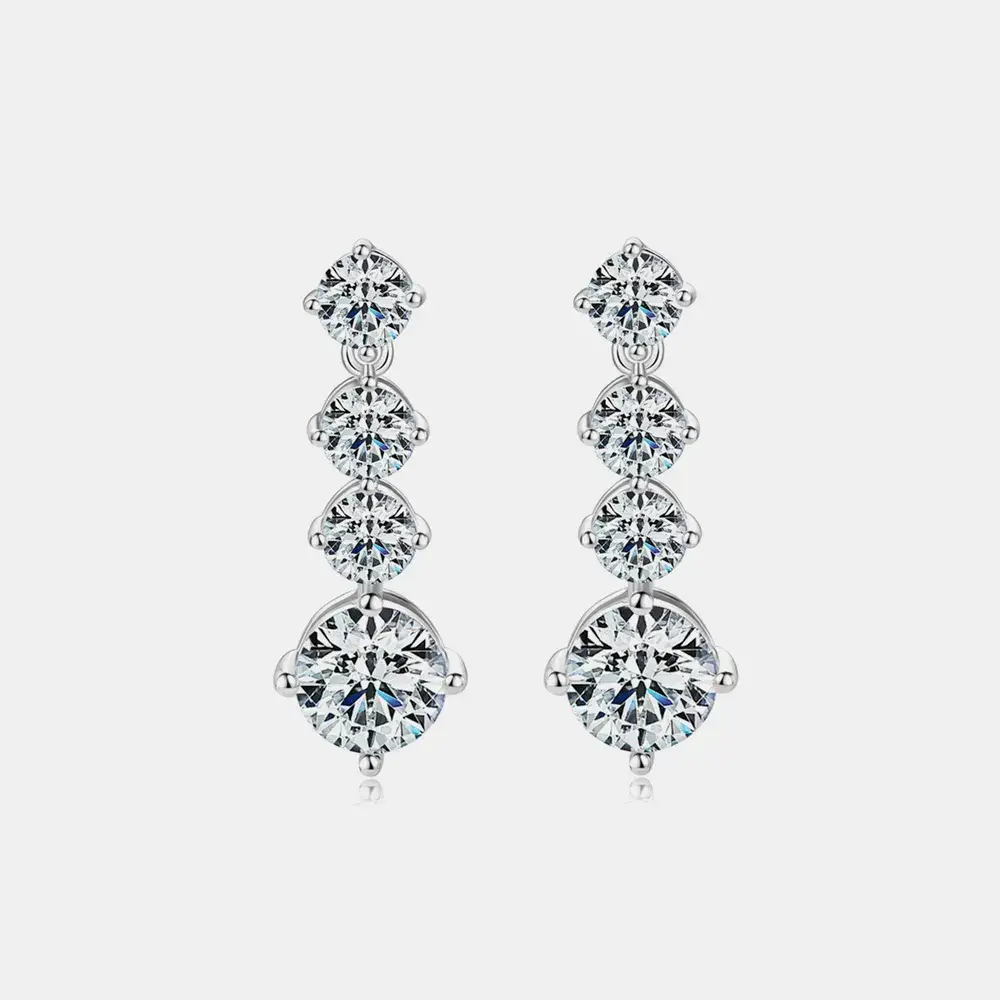 magnificent carat moissanite