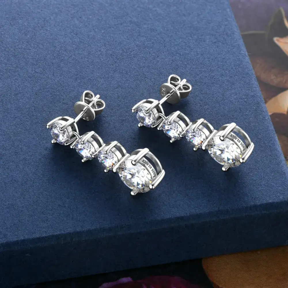 magnificent carat moissanite